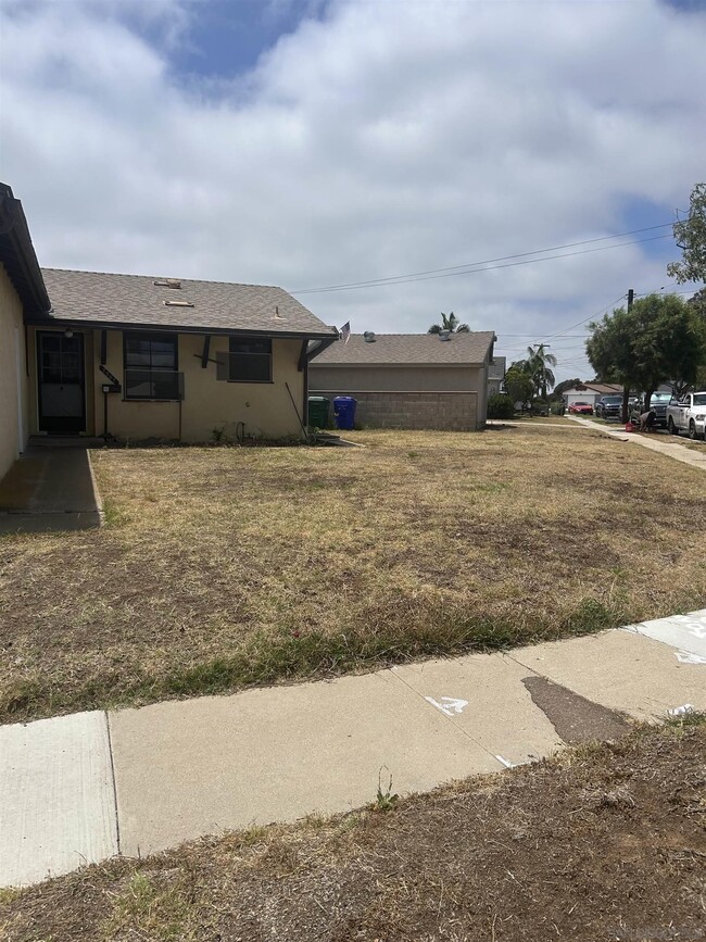 Building Photo - 2862 Mimika Pl