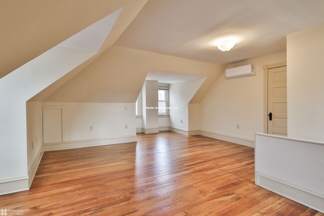 Building Photo - 67 W Laurel St