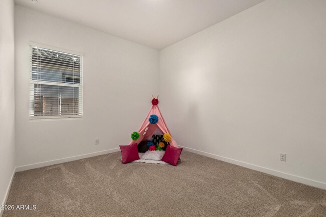 Building Photo - 2968 E Lucky Horseshoe Ln