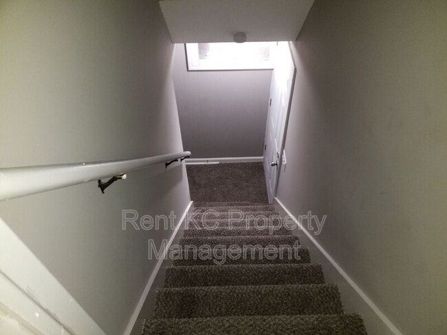 Building Photo - 13205 Craig Ave