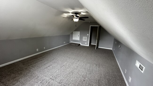 Building Photo - 3541 Sandpiper Dr