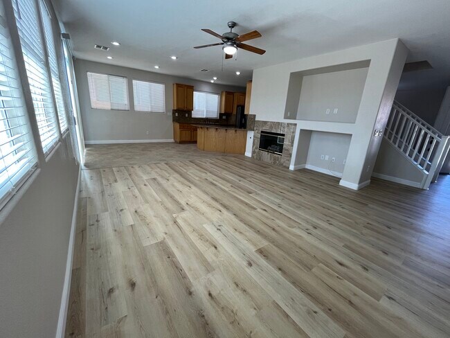 Building Photo - 2313 Scissortail Ct