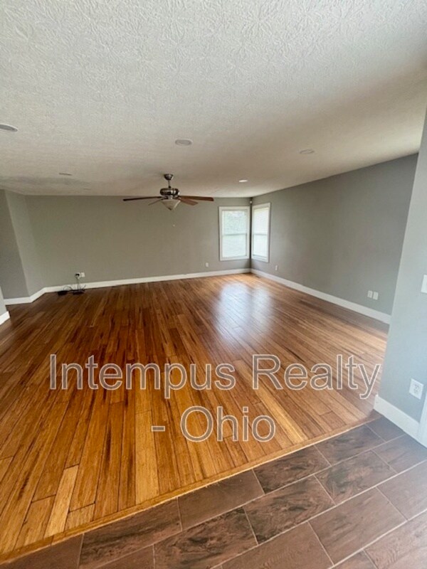 Building Photo - 1482 Geranium Dr