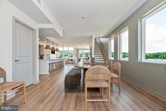 Building Photo - 710 Iron Frg Rd