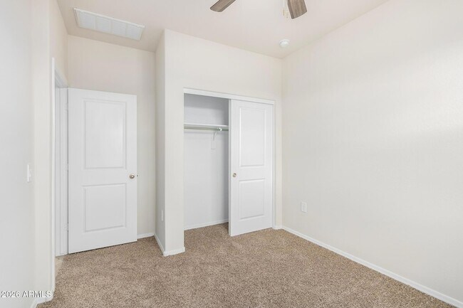 Building Photo - 1810 W Pinkley Ave
