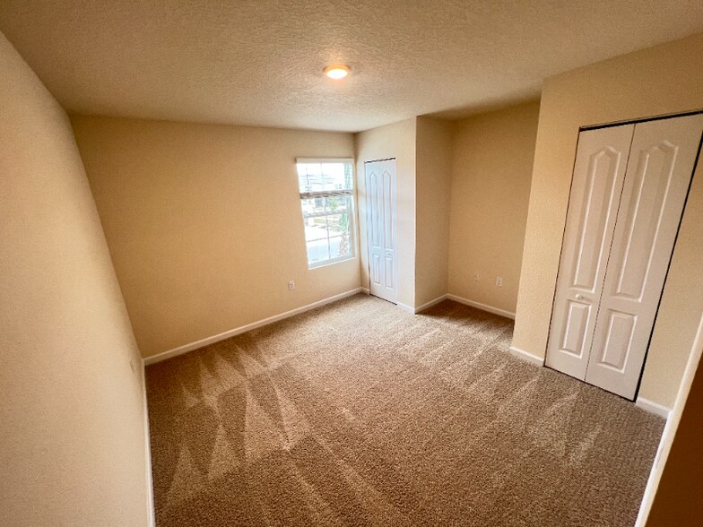 Building Photo - 64 Pasadena Dr