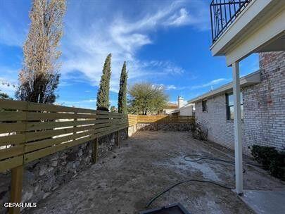 Building Photo - 567 Kieffer Ln