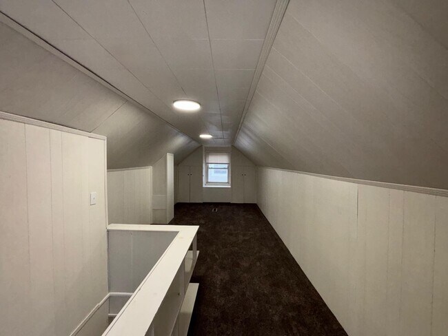 Building Photo - 24739 Colgate St
