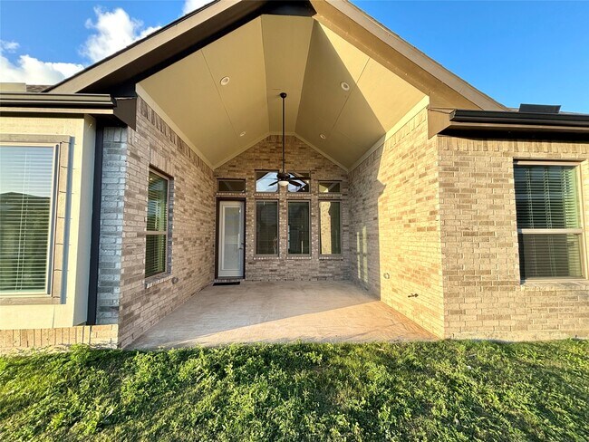 Building Photo - 5806 Pecos Ct