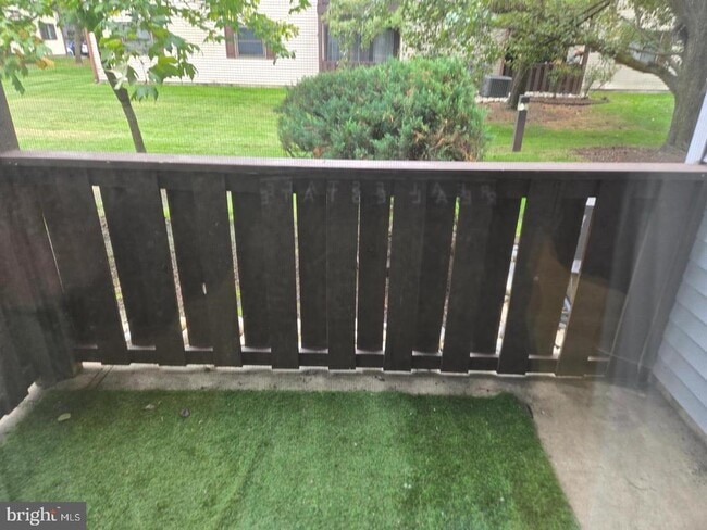 Building Photo - 607 Lindsey Ct