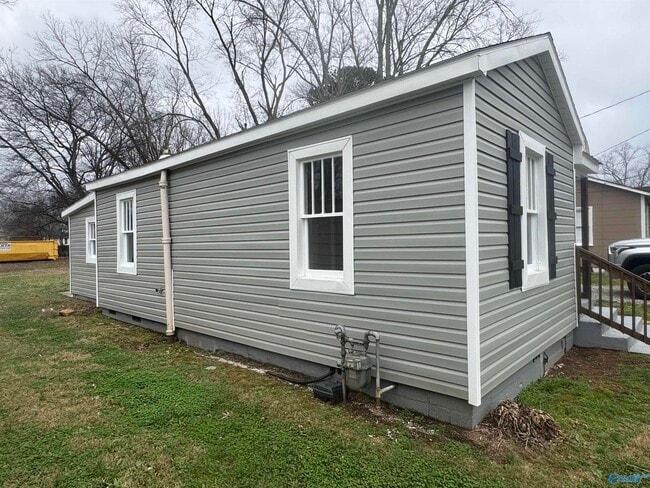 Building Photo - 2614 Huntsville St NW