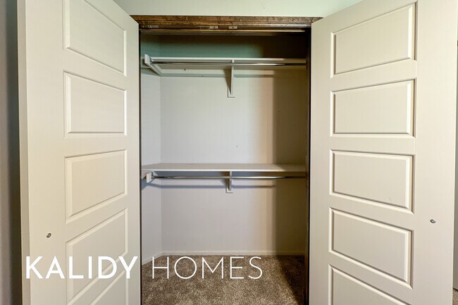 Building Photo - 12933 NW 3rd Terrace