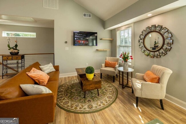 Building Photo - 1668 N Druid Hills Rd NE