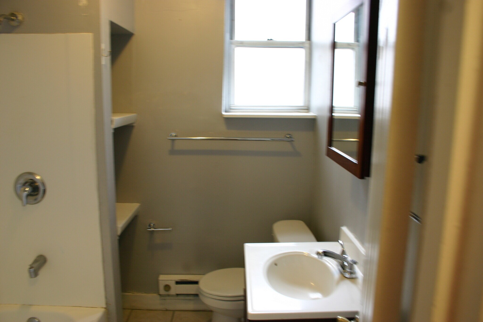 Bathroom - 808 S 6th St