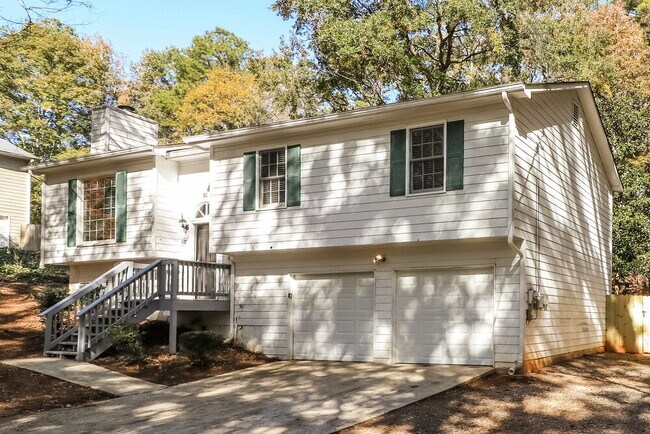 Building Photo - 222 Cove Rd