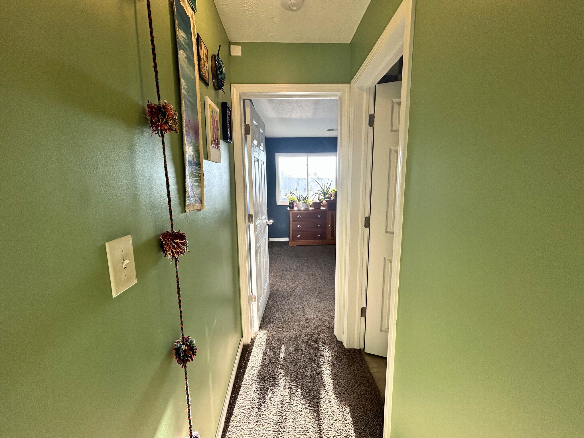 Building Photo - 8831 Eagleview Dr