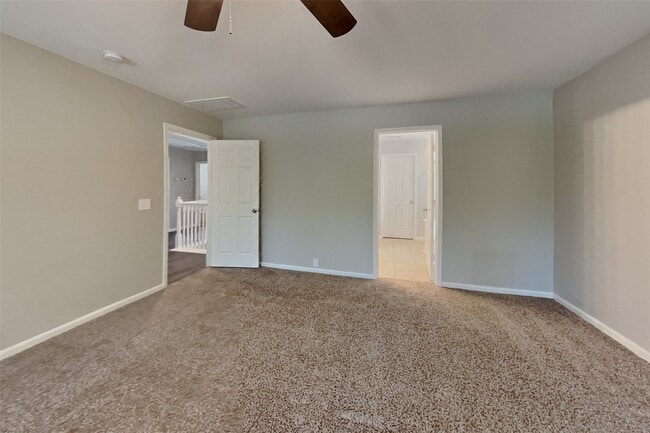 Building Photo - 4714 Pin Oak Creek Ln