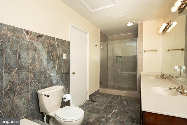 Building Photo - 11506 Karen Dr