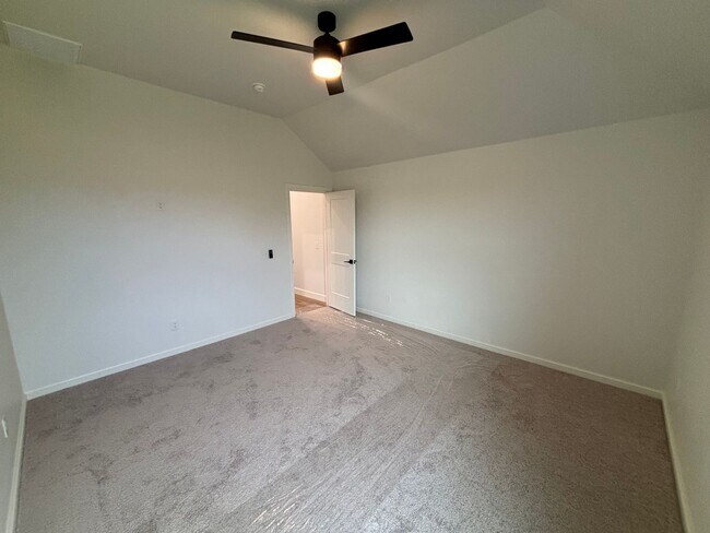 Building Photo - Wonderful 4 Bed 2.5 Bath Home in Norman