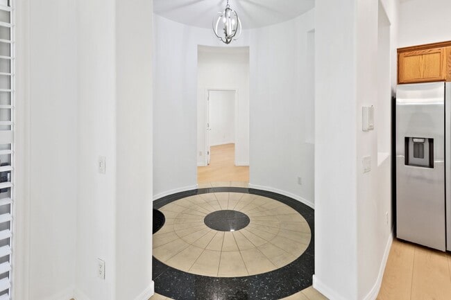 Building Photo - Anthem Country Club Beauty Single Story with Casita