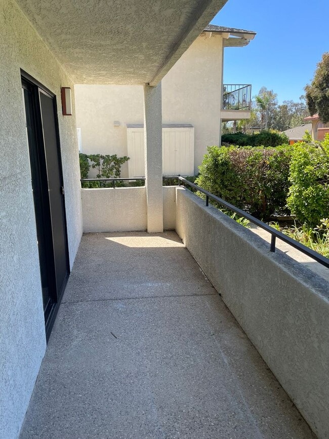Building Photo - 5 Bedroom 2 Bathroom Apartment in Goleta