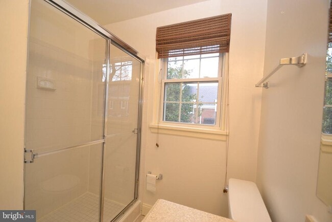 Building Photo - 3546 S Utah St