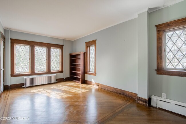 Building Photo - 3 Monmouth Ave