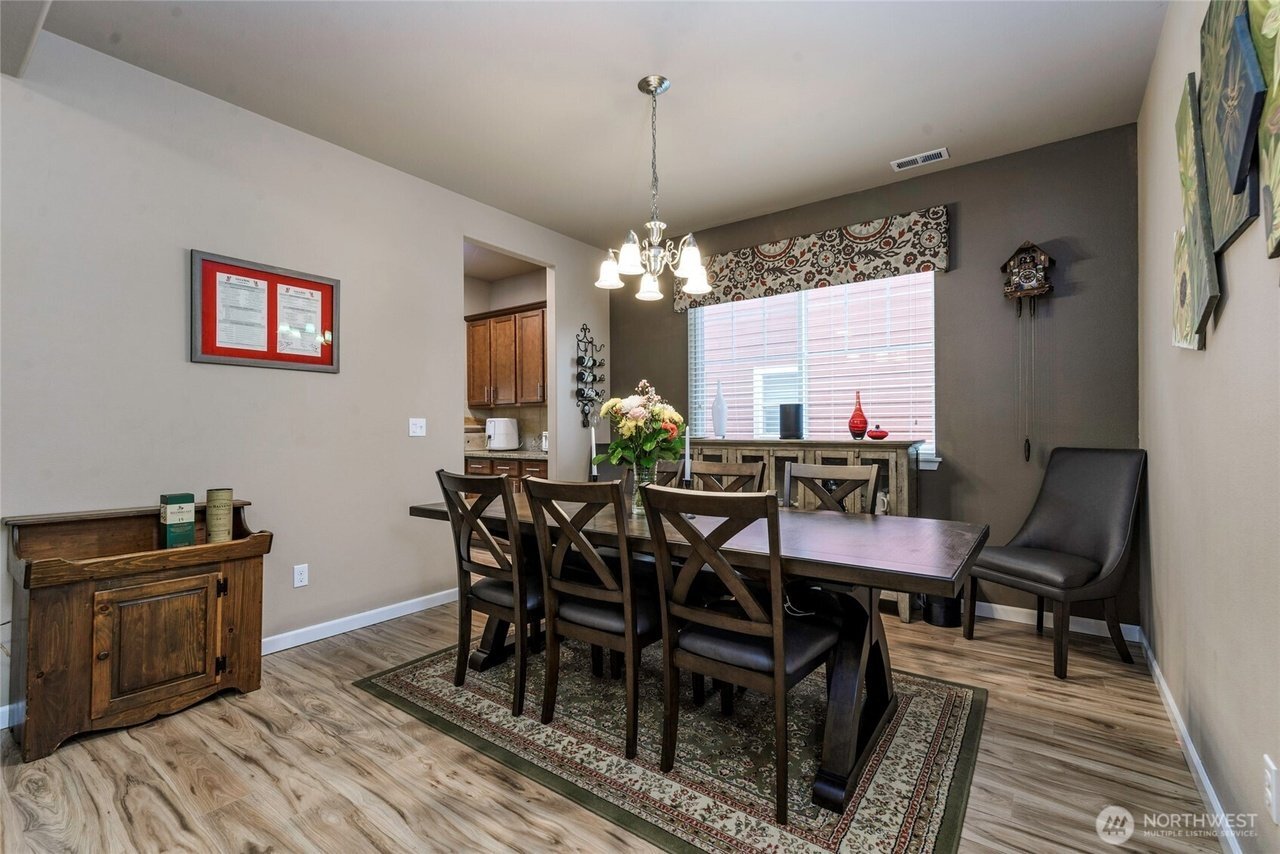 Building Photo - 1438 Farina Lp SE