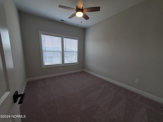 Building Photo - 2124 S Kali Ln
