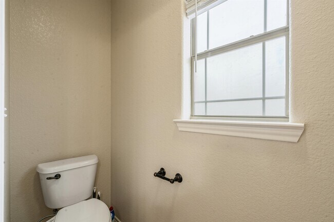 Building Photo - 104 Running Bear Trail