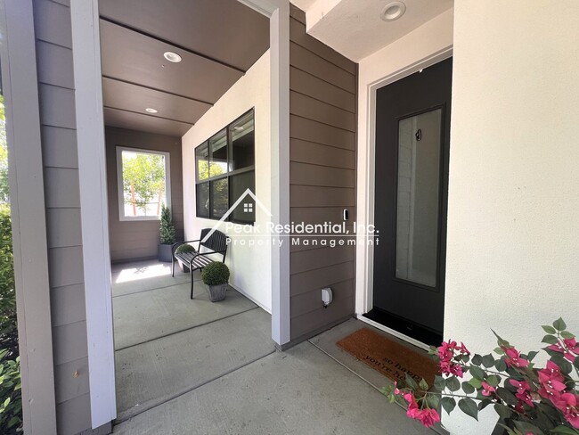 Building Photo - Elevated Luxury Living in This Updated 3BD/3.5BA Downtown Home with Private Rooftop