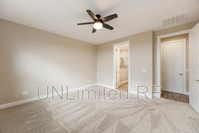 Building Photo - 1432 Varsity Dr
