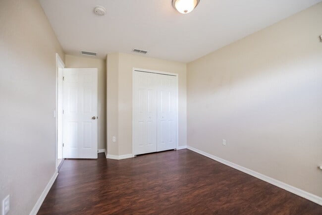 Building Photo - 1236 Apopka Ln