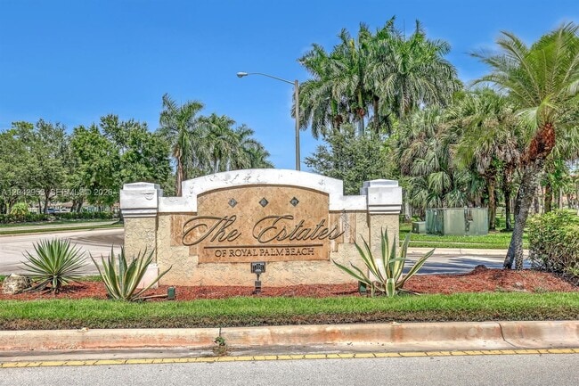 Building Photo - 165 Cypress Trce