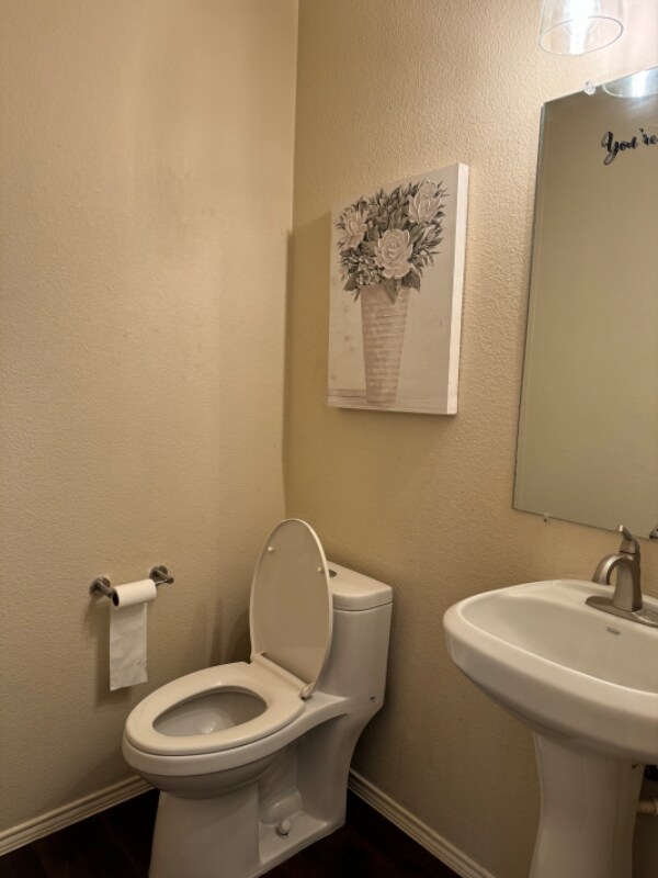 Building Photo - 1013 Long Pointe Ave