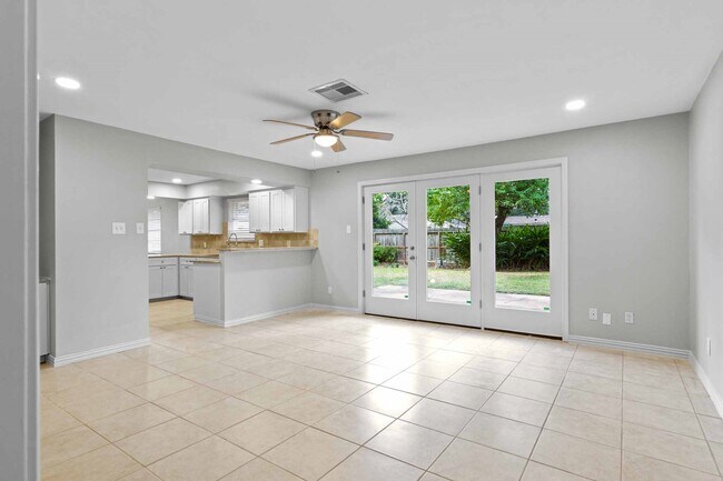 Building Photo - 5638 Spellman Rd