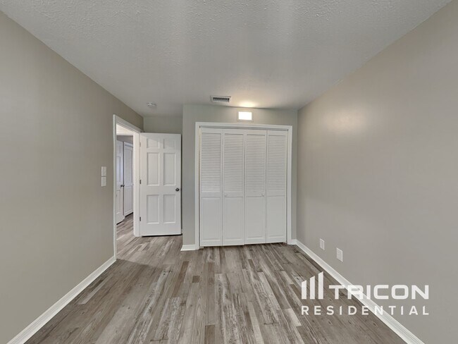Building Photo - 1557 Skye Ct