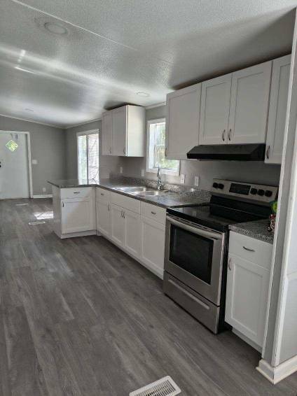 Building Photo - 214-1 S Magnolia Dr