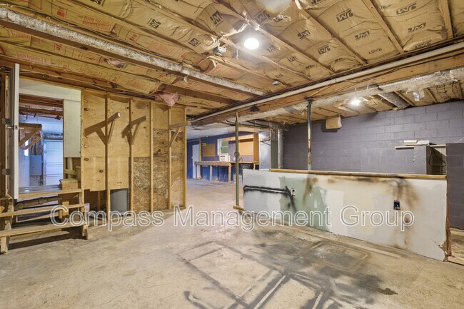 Building Photo - 7800 Temple Acres Dr