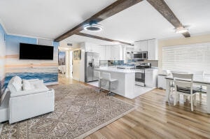 Building Photo - 2020 Lake Osborne Dr