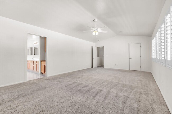 Building Photo - 75 Vallejo Verde St