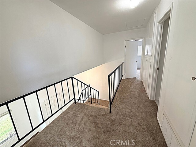 Building Photo - 424 E Blueridge