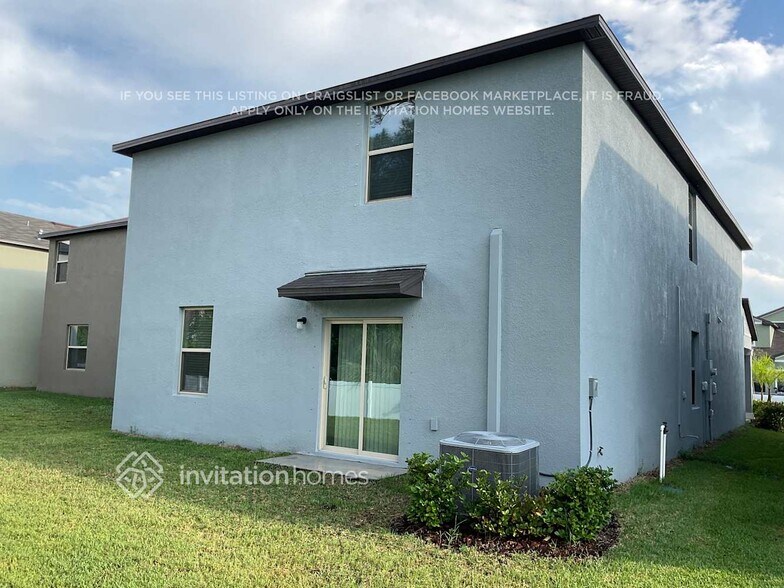 Building Photo - 2258 Jungle Dr