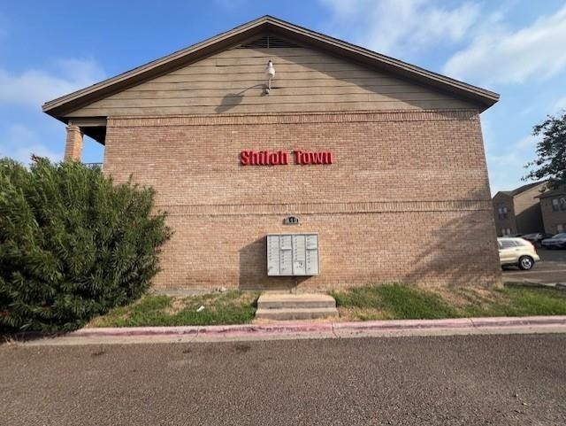 Building Photo - 412 Shiloh Dr