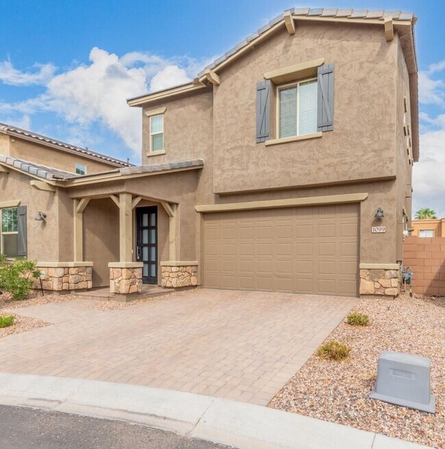 Building Photo - 1099 N 70th Way