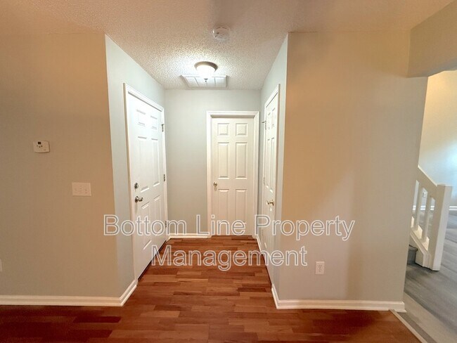 Building Photo - 9419 Elizabeth Townes Ln