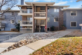 Building Photo - 2800 Kalmia Ave