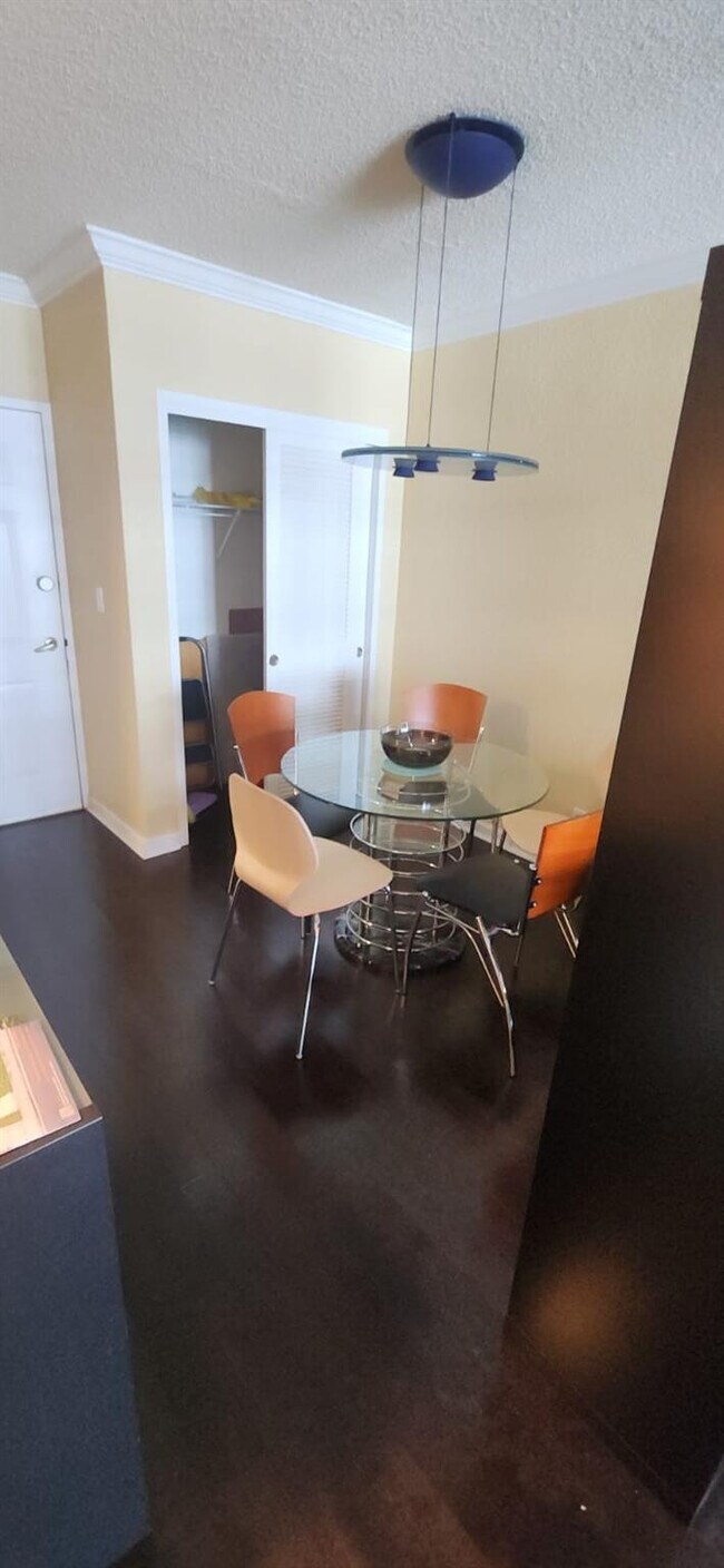 Building Photo - 2501 S Ocean Dr