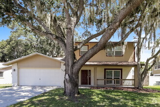Building Photo - 549 Oak Creek Dr