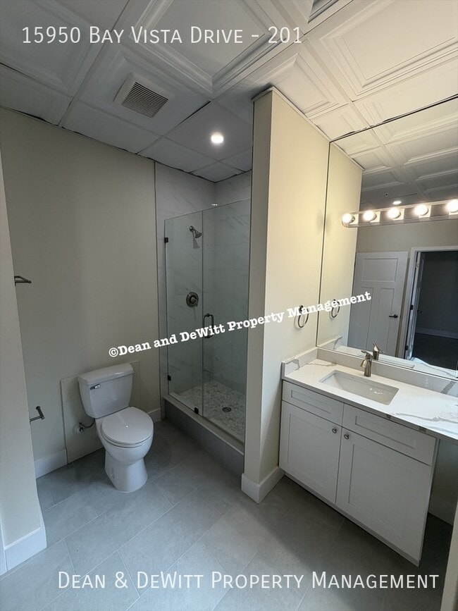 Building Photo - 15950 Bay Vista Dr